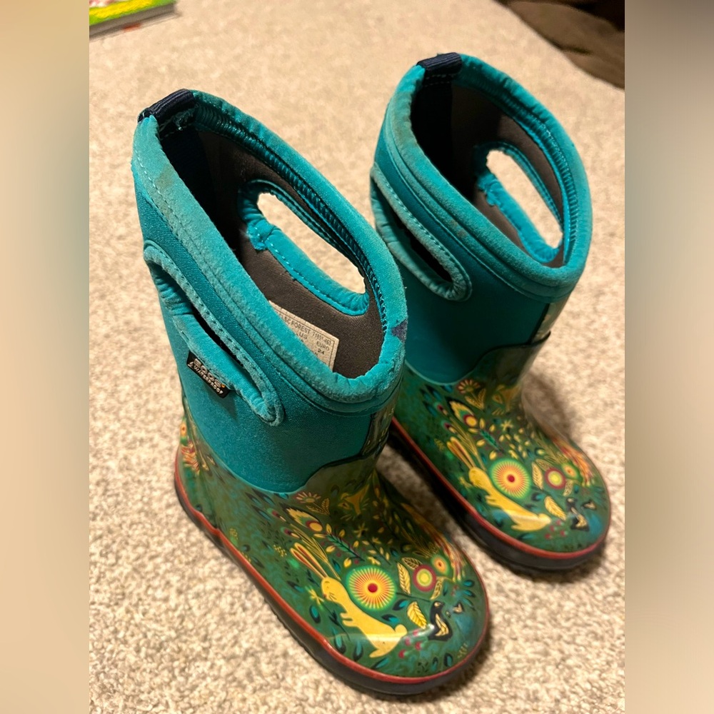 Bogs waterproof size 8